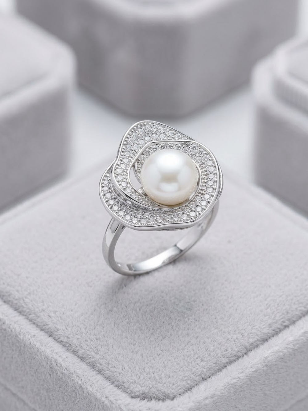 White Gold Filled NEW Authentic Freshwater Pearl Ring Size Adjustable from Sz 8